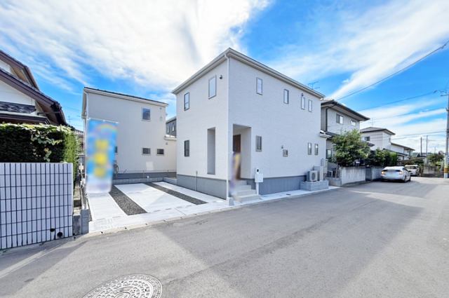 リビングはゆとりの18帖！コミュニケーションが取れるリビング階段！現地（2025年9月）