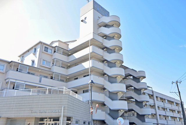 （現地写真）「岩切駅」徒歩3分！リノベーション済のきれいな内装！