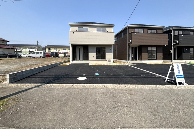 （現地写真）広々南道路で明るく開放的！