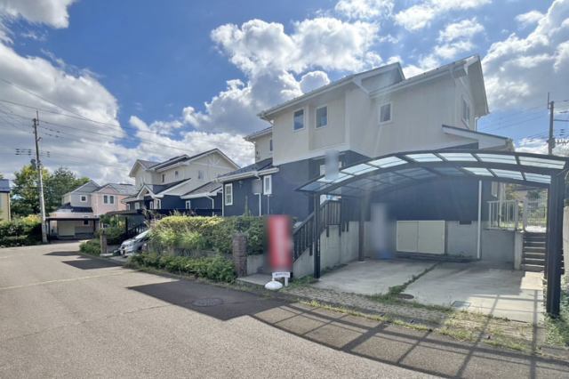 並列駐車2台OK駐車がしやすい前面道路6ｍ現地（2025年9月）撮影