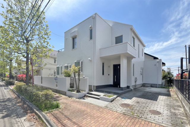 65坪オーバーの敷地♪南面にお庭付き！現地（2025年5月）撮影