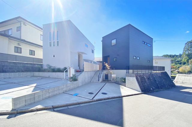 幼稚園・郵便局・コンビニまで徒歩8分内！周辺環境もバッチリ！現地（2024年10月）撮影