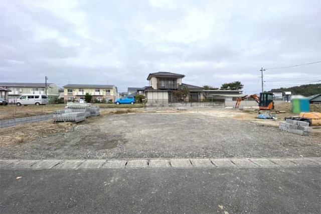 （現地写真）広々南道路で明るく開放的！