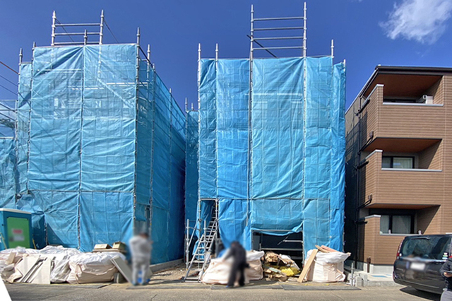 ゆとりある18.7帖のリビング！2階にあるのでプライバシーも守られます！現地（2025年3月）撮影