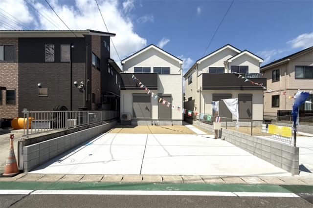 （現地写真）ゆとりの敷地！駐車3台OK！