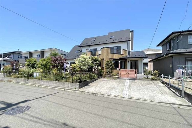 （現地写真）敷地99坪超！リフォーム済のきれいな内観！