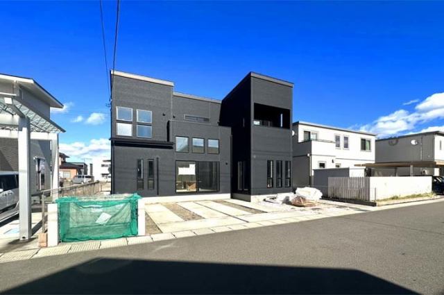 1階の離れの洋室は広々7.5帖！WIC付きで支度もスムーズに！現地（2025年11月）撮影