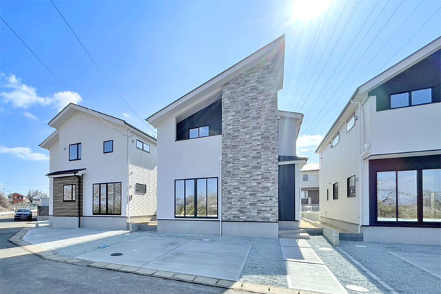 小学校徒歩6分と子育て世帯にも安心の立地♪現地（2026年2月）撮影