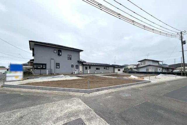 陽当たり良好で開放的な角地！