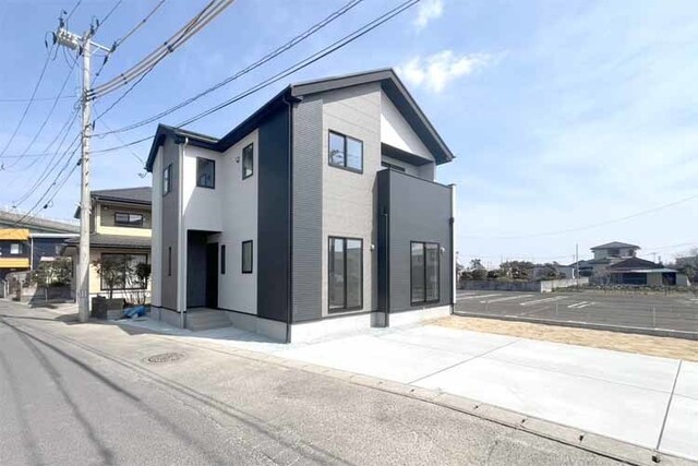 （現地写真）58坪超の敷地！並列3台駐車OK！