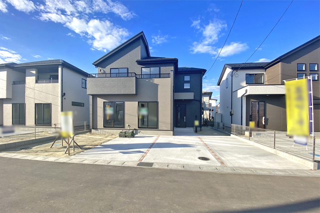 全居室南向き！陽当たりを確保！現地（2025年11月）撮影