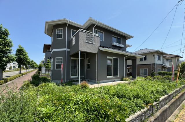 駐車2台OK！お庭付き！現地（2025年6月）撮影