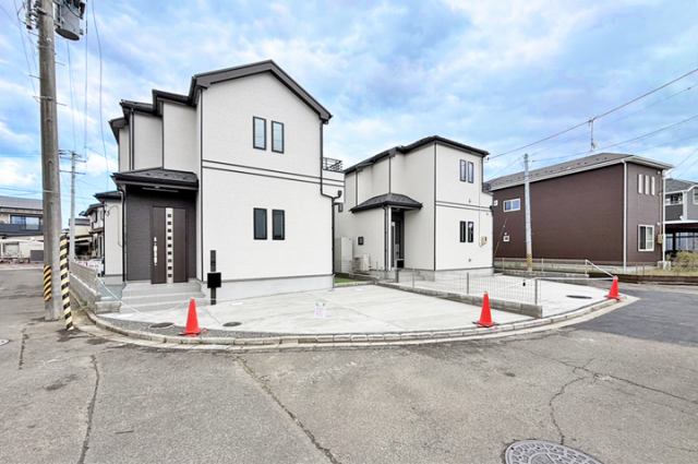 2部屋それぞれから続く南向きバルコニー！現地（2025年10月）撮影