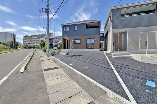 （現地写真）全5棟！ライフスタイルに合わせた間取から選べます♪