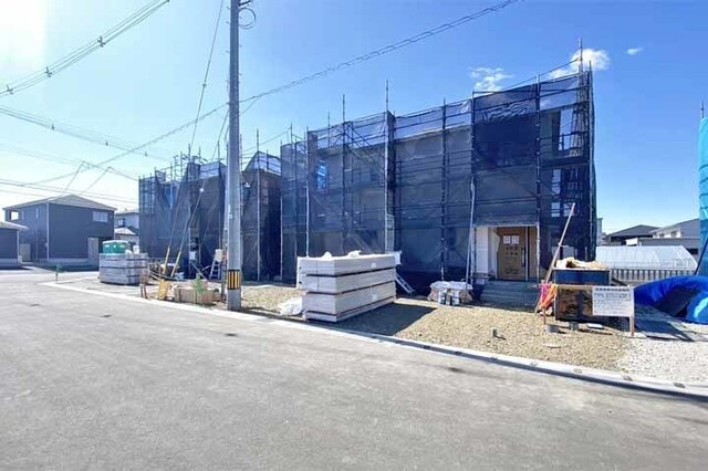 前面道6ｍと来客時の駐車も安心！現地（2026年3月）撮影