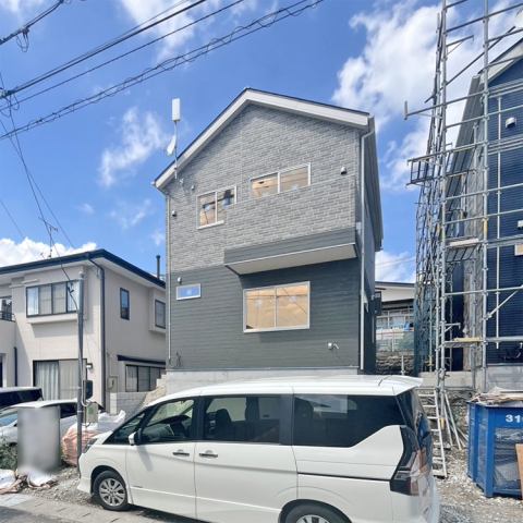 並列駐車2台可能♪お車の出し入れも楽らくできちゃいますね♪現地 （2025年8月）撮影