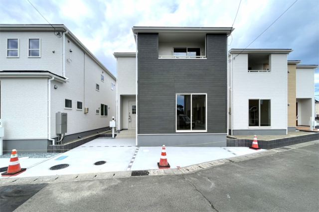 （現地写真）小学校徒歩5分！通学安心♪