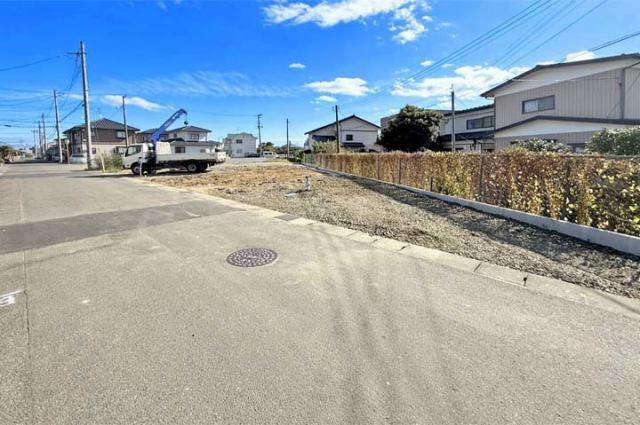 駐車スペース3台！(車種による)現地（2025年10月）撮影