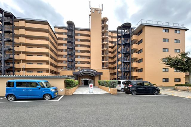 （現地外観）小・中学校まで徒歩7分以内！