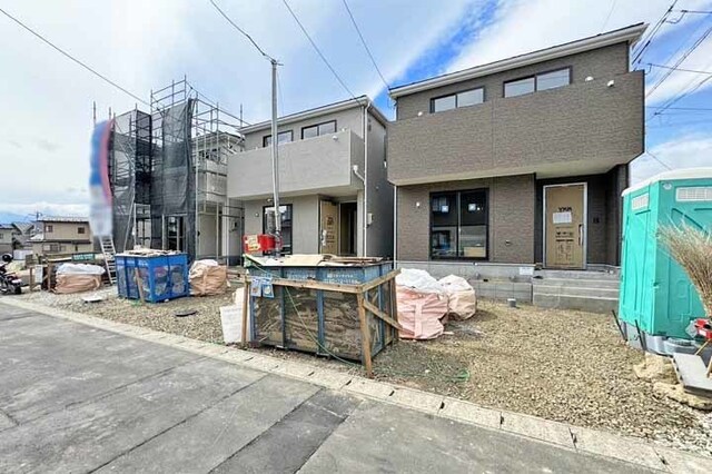 駐車並列3台OK！来客時も安心！現地（2026年3月）撮影